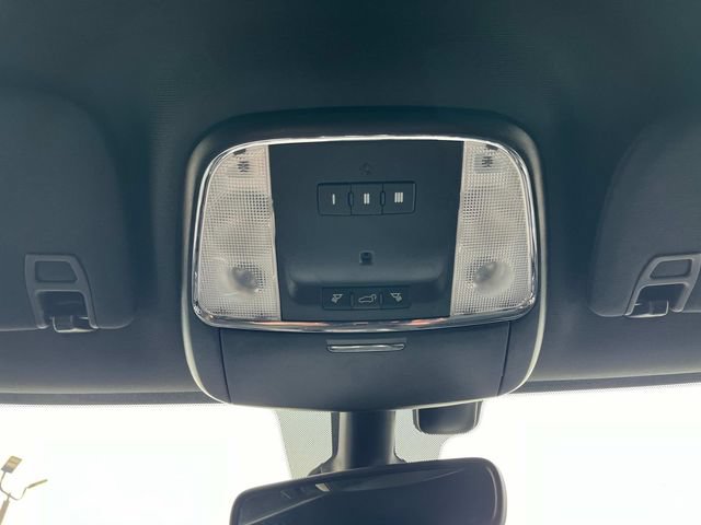 Certified 2018 Jeep Grand Cherokee Altitude RWD image 38