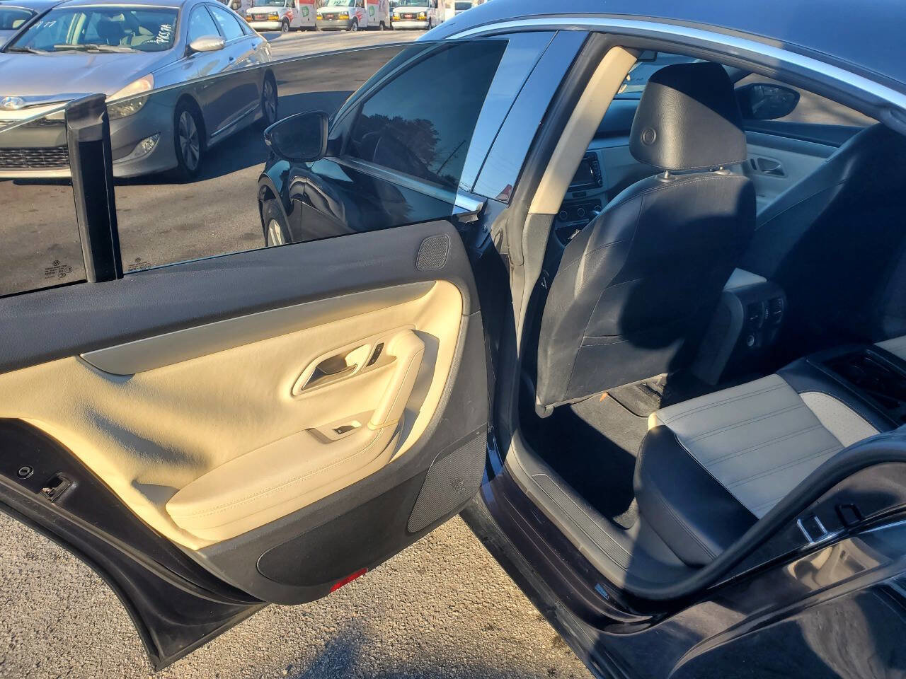 Used 2012 Volkswagen CC Sport image 13