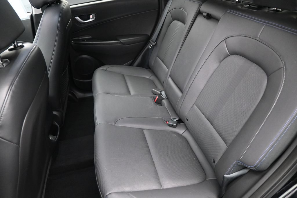 Used 2023 Hyundai Kona Limited FWD image 28