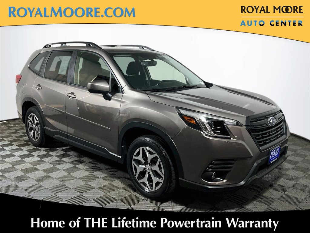 Certified 2024 Subaru Forester Premium AWD/4WD image 1