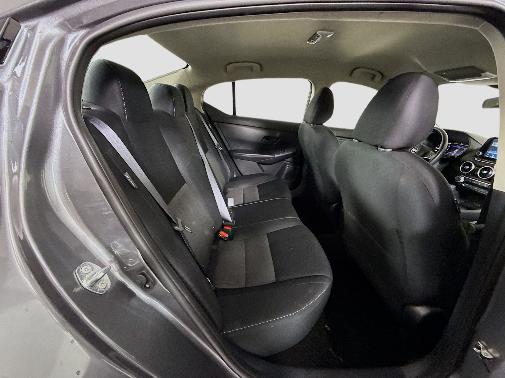 Used 2025 Nissan Sentra SV image 27