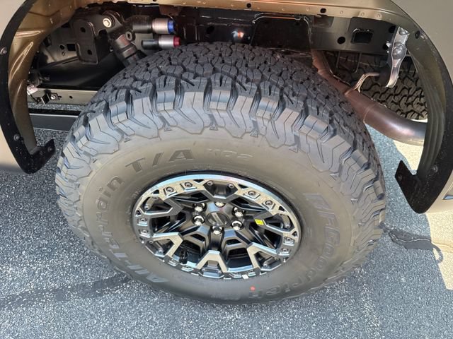 New 2026 Ford F150 Raptor w/ Equipment Group 803A Raptor R AWD/4WD image 18