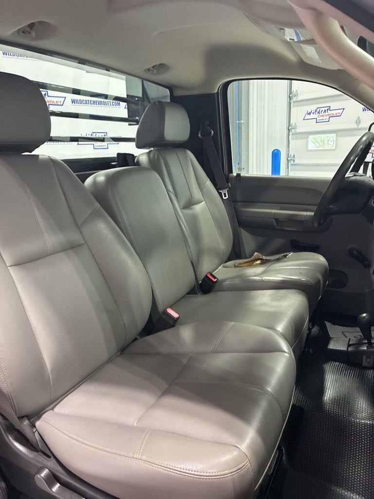 Used 2009 Chevrolet Silverado 3500 W/T image 26