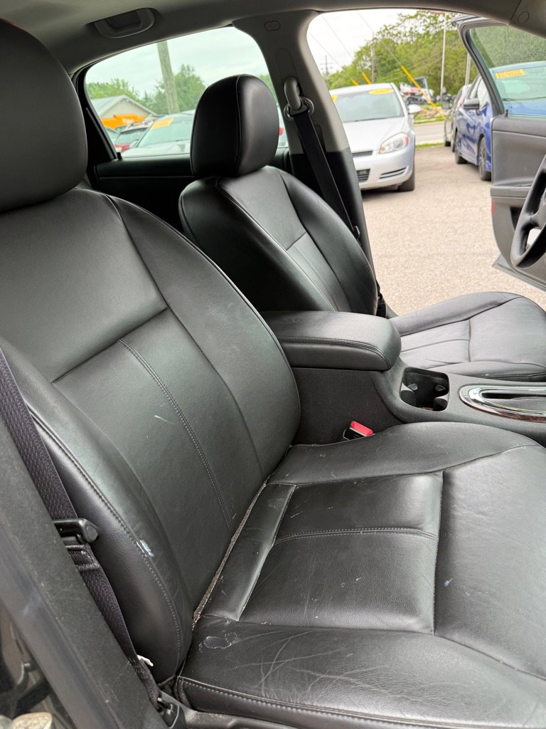 Used 2015 Chevrolet Impala LTZ FWD image 20