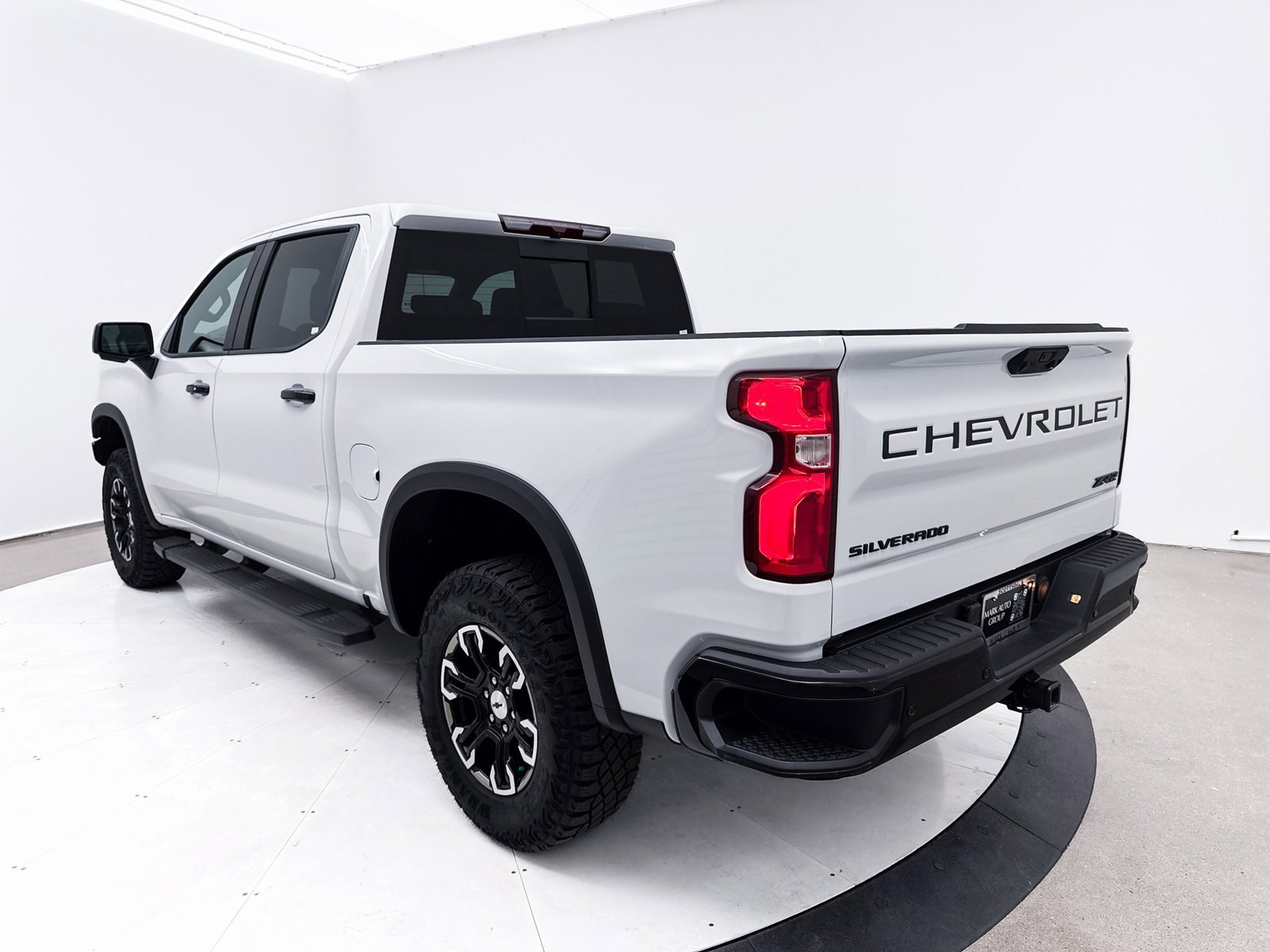 Used 2024 Chevrolet Silverado 1500 ZR2 w/ LPO, Dark Essentials Package image 16