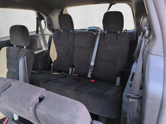 Used 2014 Dodge Grand Caravan SE image 15