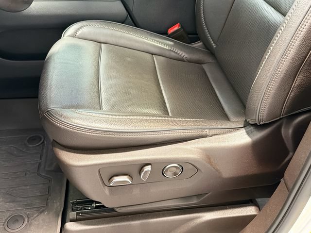 Used 2024 GMC Yukon XL Denali w/ Denali Reserve Package AWD/4WD image 18