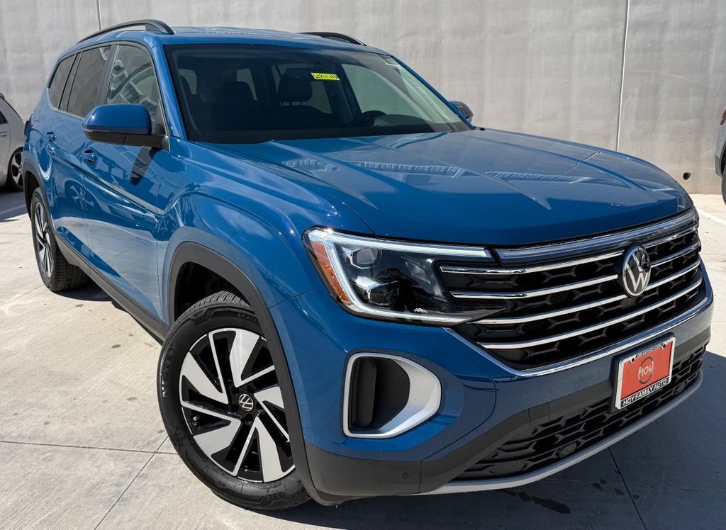 Certified 2025 Volkswagen Atlas SE