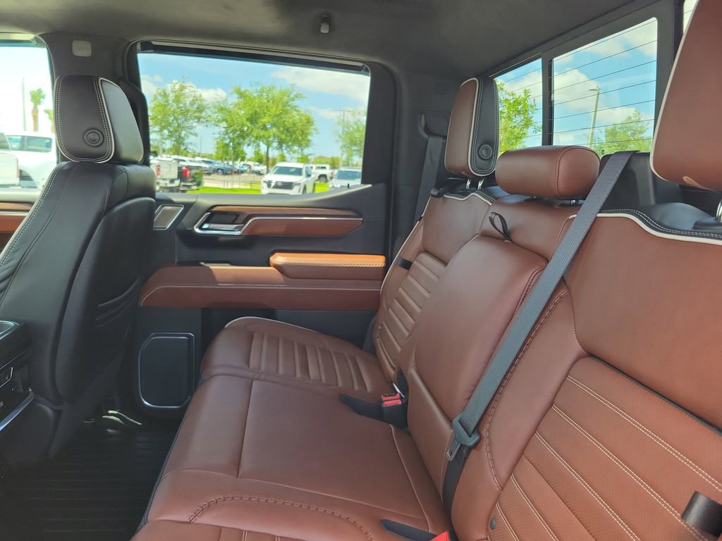 Used 2023 GMC Sierra 1500 Denali Ultimate image 16