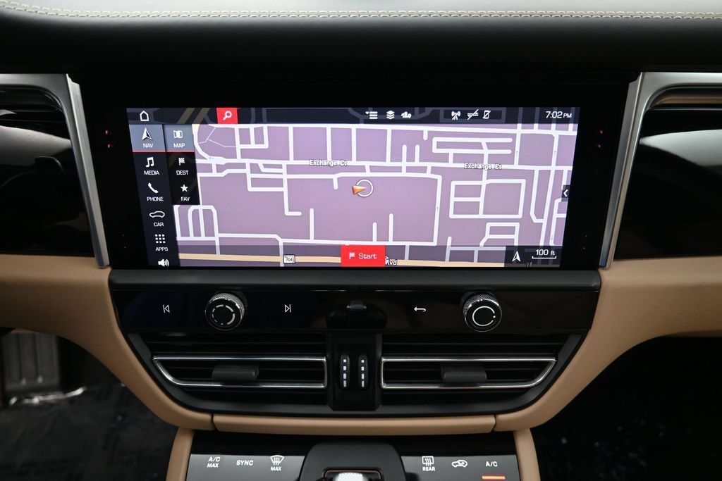Certified 2023 Porsche Macan Turbo AWD/4WD image 20