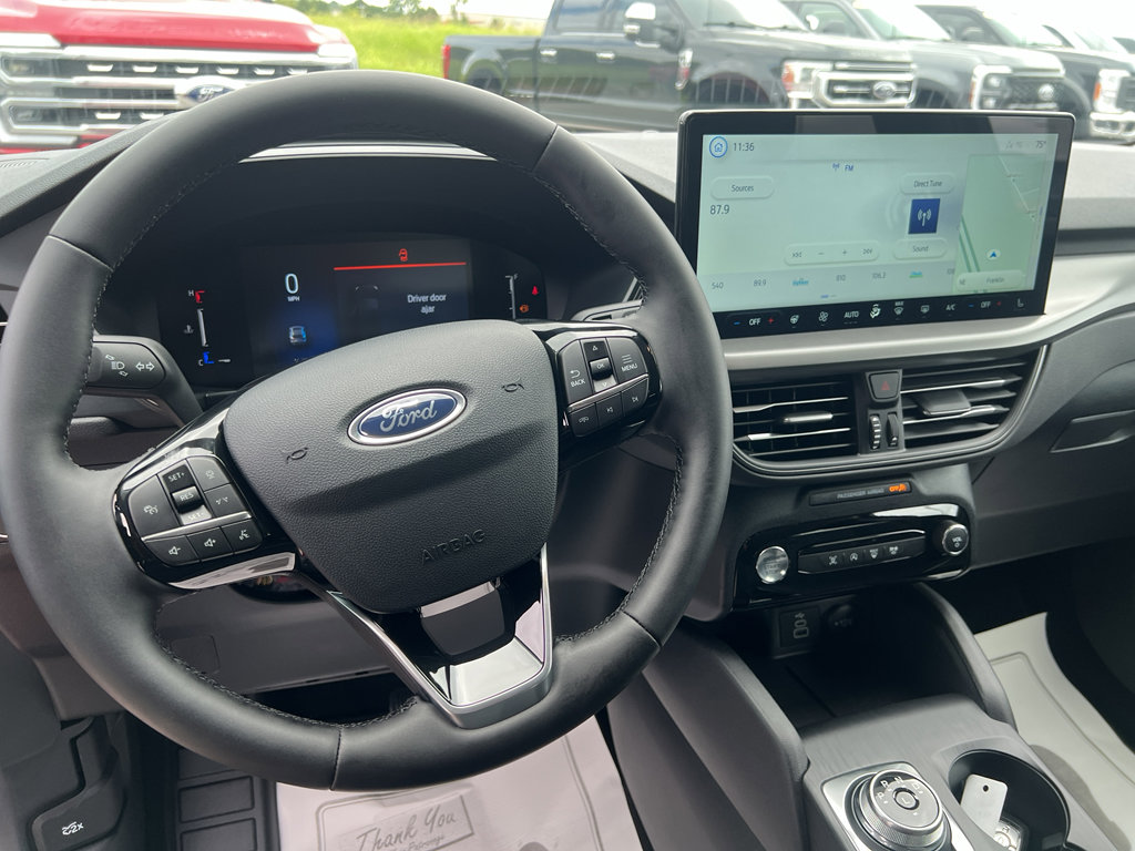 New 2025 Ford Escape Active w/ Tech Pack #1 image 9