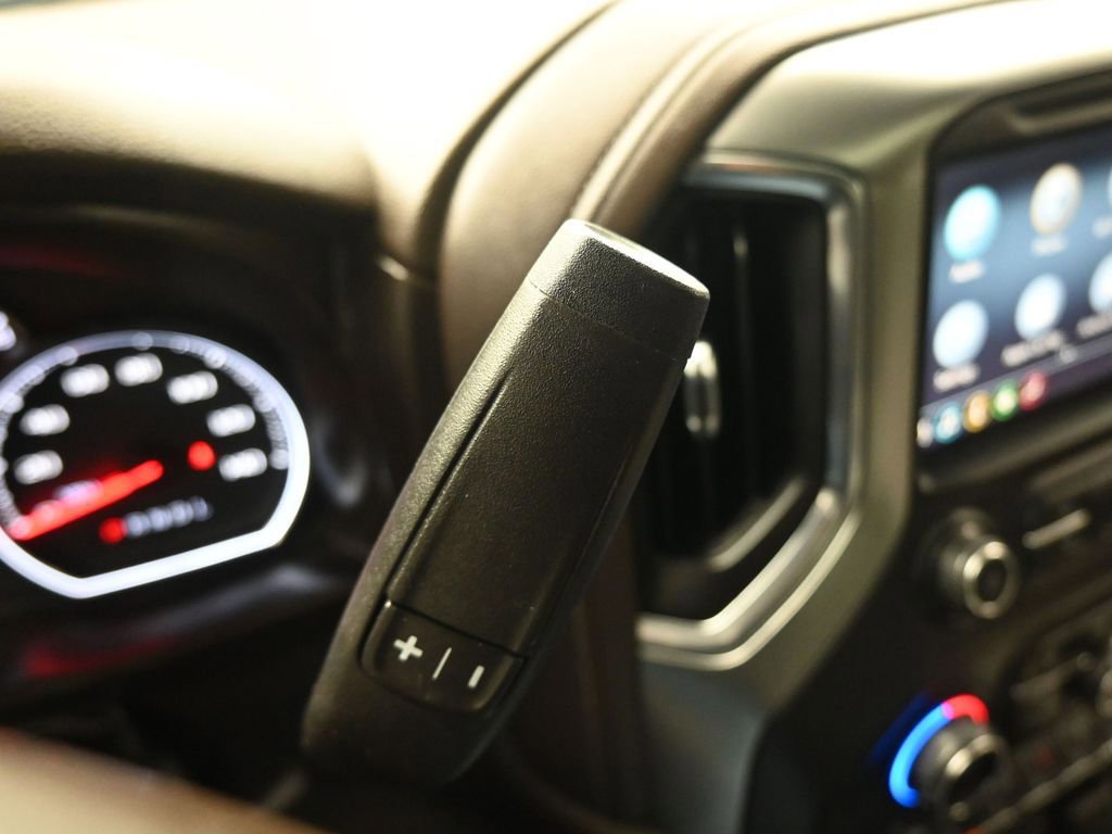 Used 2020 Chevrolet Silverado 1500 LT Trail Boss image 28