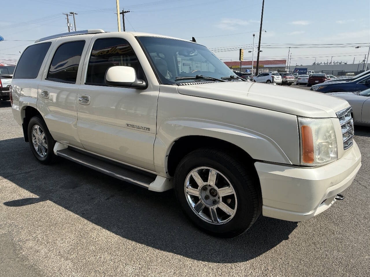 Used 2006 Cadillac Escalade AWD image 2