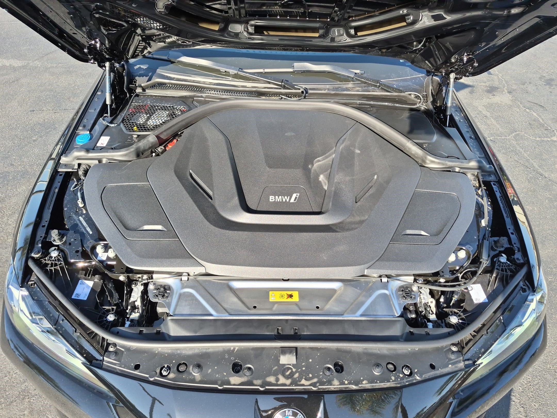 New 2026 BMW i4 eDrive40 w/ Parking Assistance Package RWD image 34
