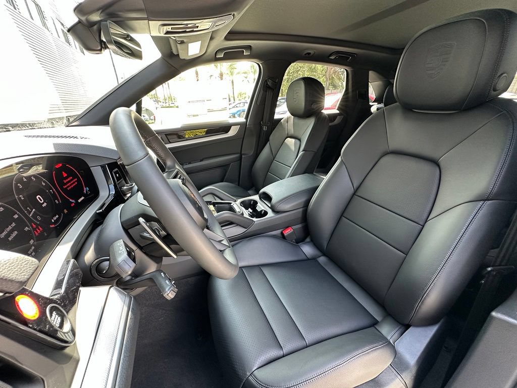 New 2026 Porsche Cayenne S AWD/4WD image 5
