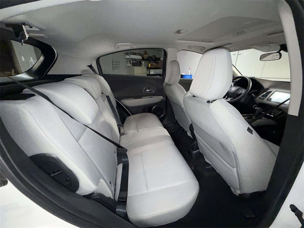Used 2021 Honda HR-V EX image 16