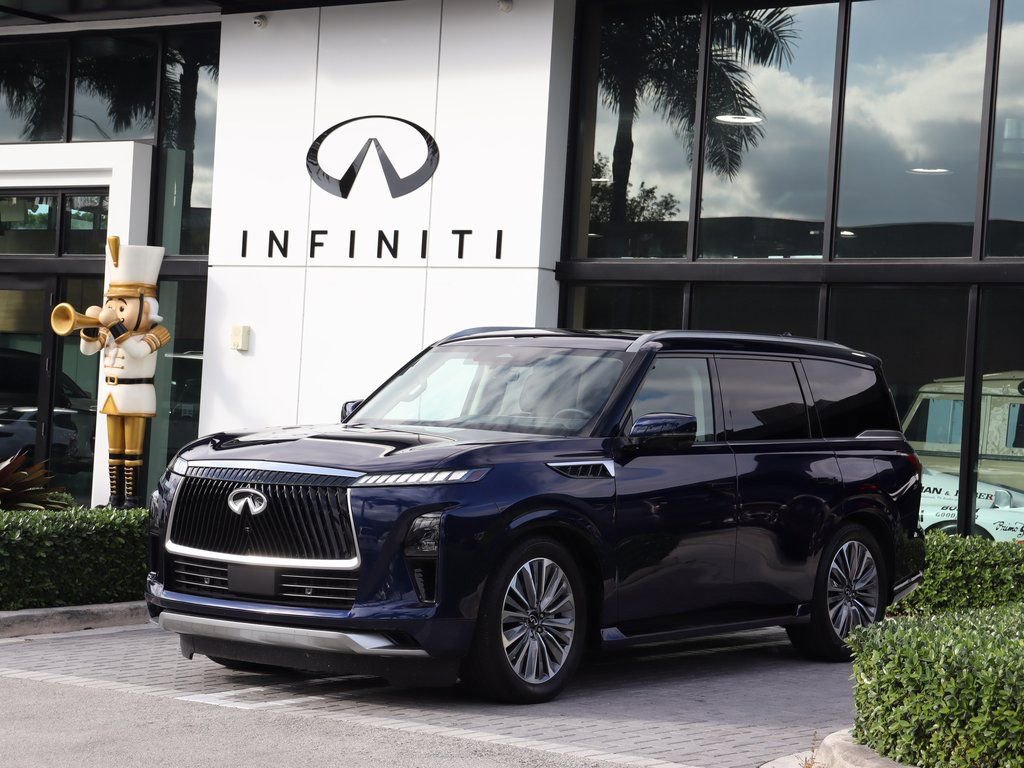 Certified 2025 INFINITI QX80 Luxe
