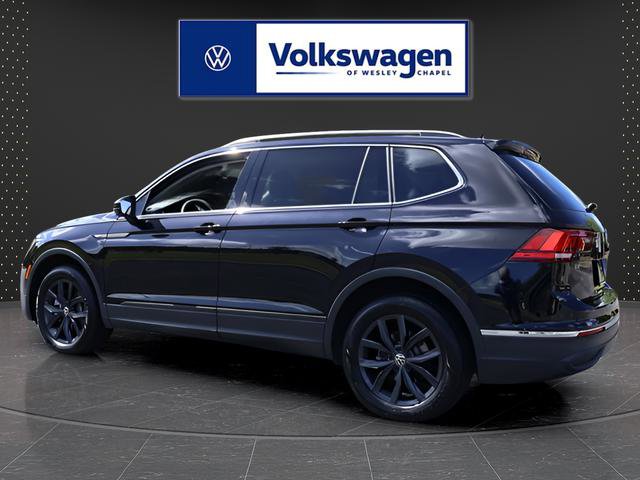 Certified 2024 Volkswagen Tiguan SE FWD image 6