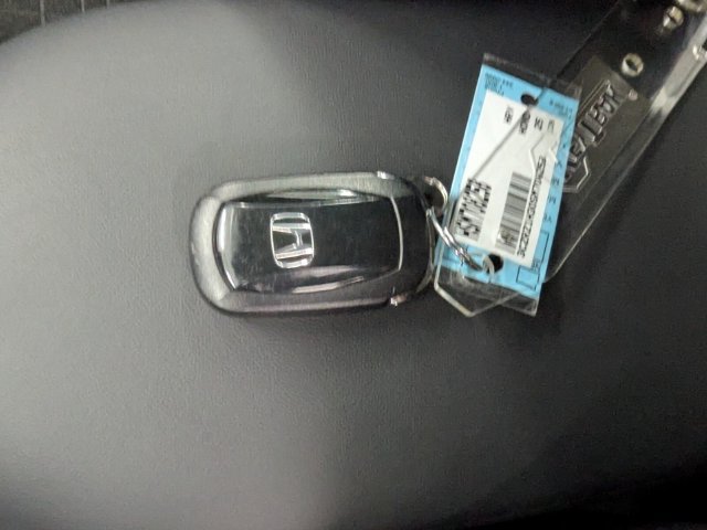 Used 2025 Honda HR-V LX image 33