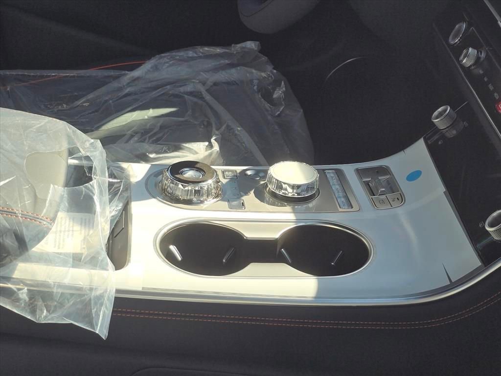 New 2026 Genesis GV70 2.5T Sport Prestige image 9