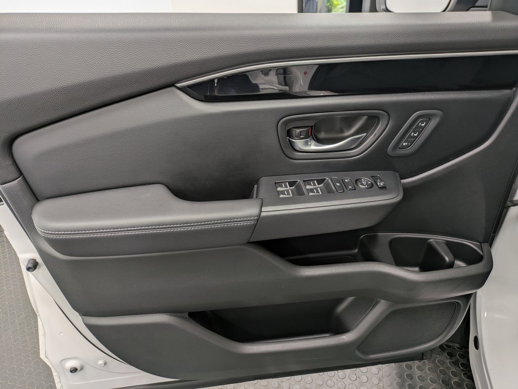 Certified 2023 Honda Pilot Touring image 8