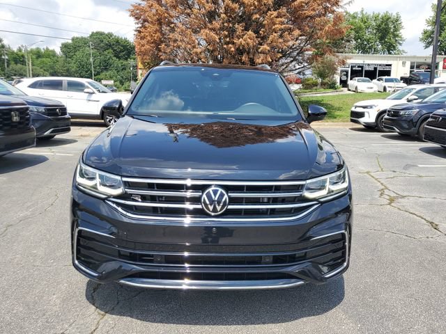 Certified 2023 Volkswagen Tiguan SEL R-Line AWD/4WD image 2