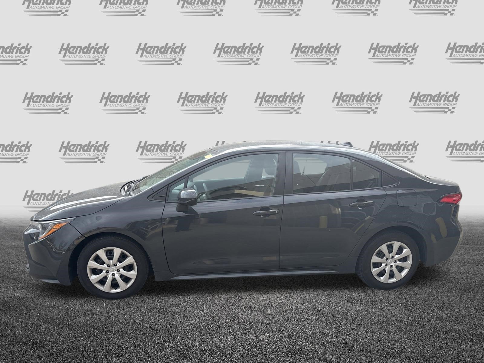 Used 2024 Toyota Corolla LE FWD image 7