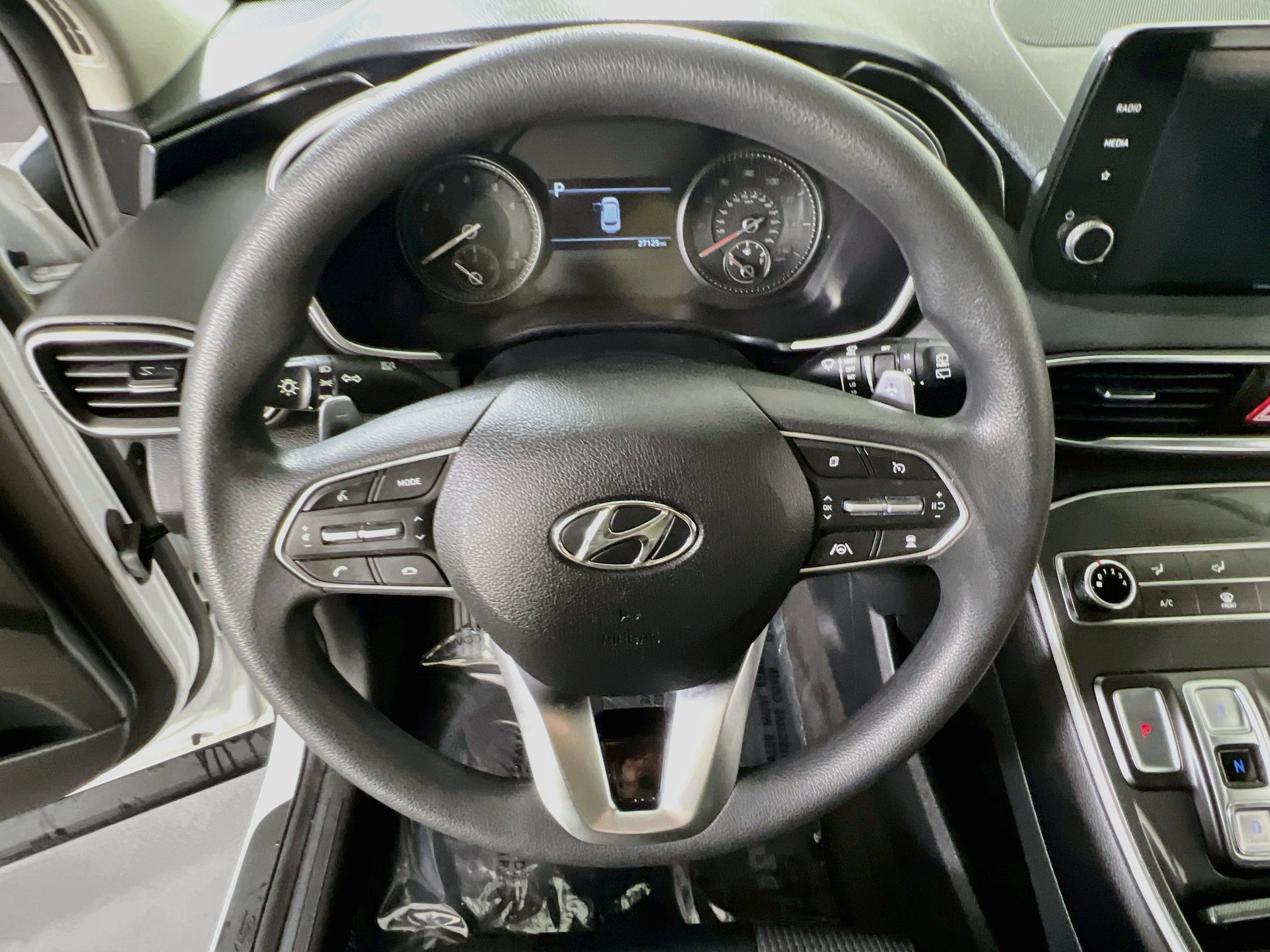 Used 2022 Hyundai Santa Fe SEL w/ Cargo Package AWD/4WD image 11