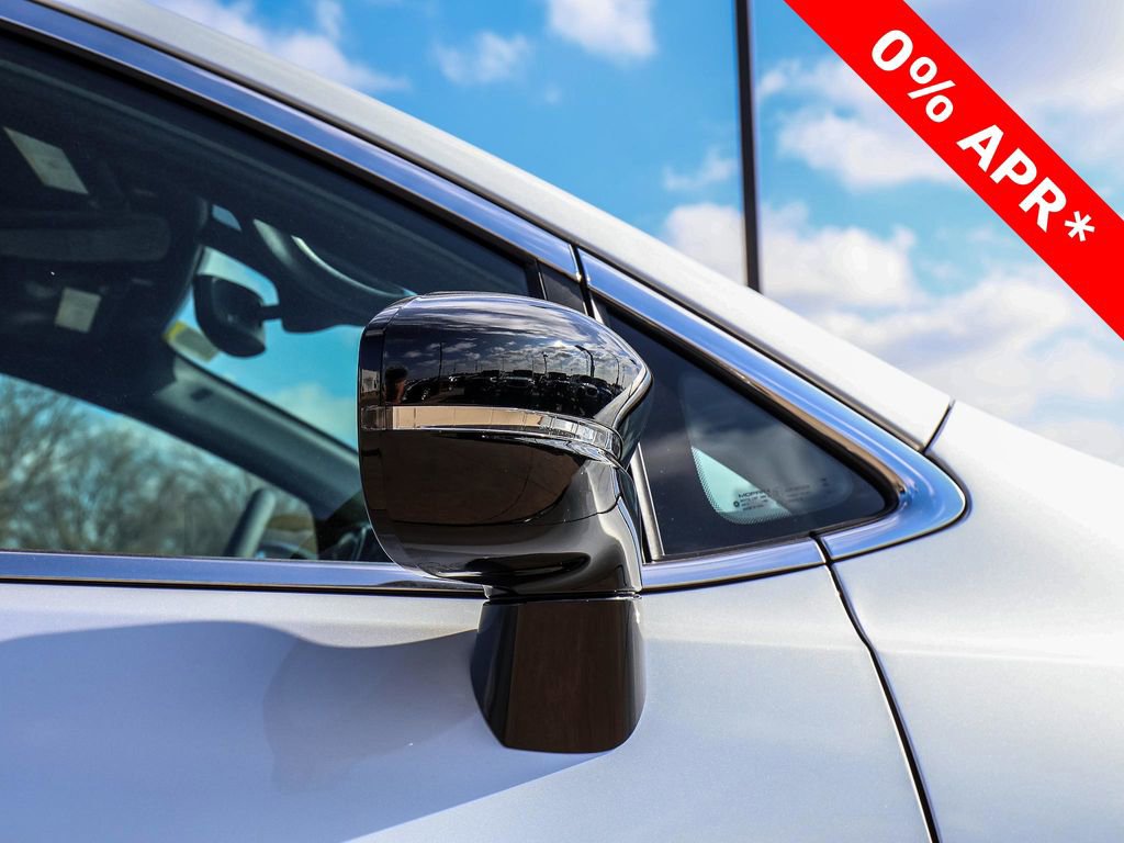 New 2026 Chrysler Pacifica Select image 9