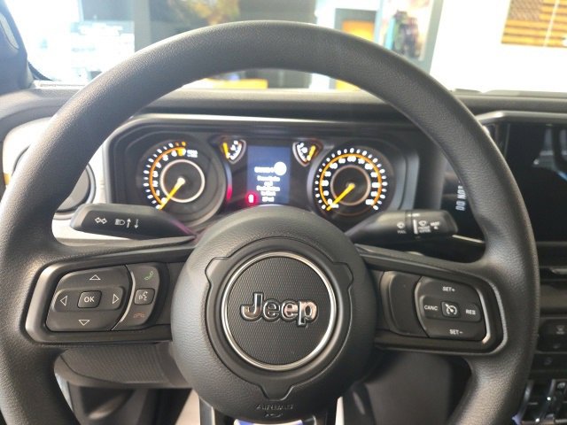 New 2026 Jeep Gladiator Sport image 8