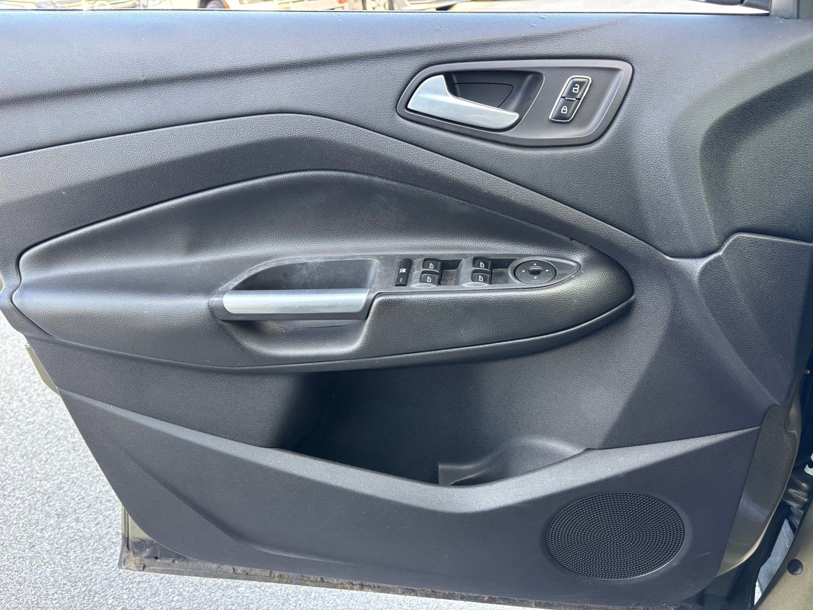 Used 2013 Ford Escape SE FWD image 11