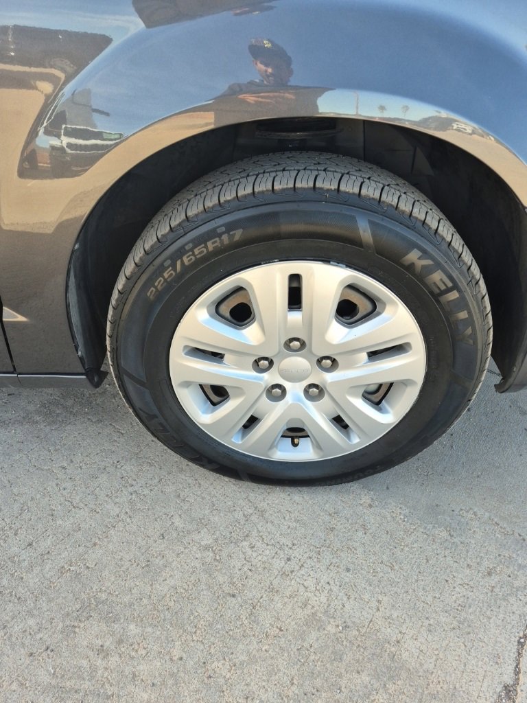 Used 2020 Dodge Grand Caravan SE w/ UConnect Hands-Free Group image 11