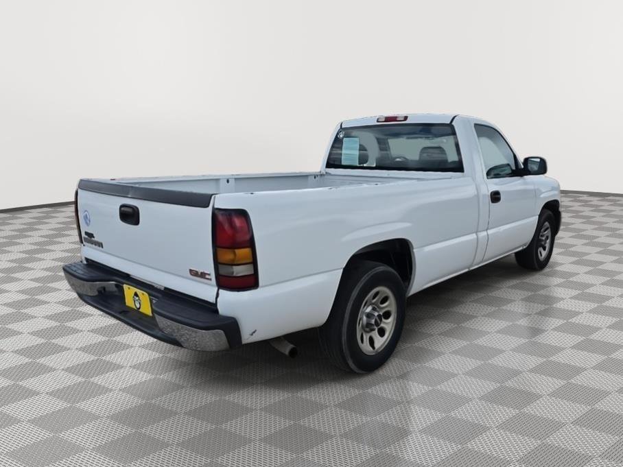 Used 2007 GMC Sierra 1500 W/T RWD image 4