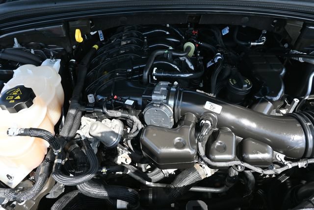 Used 2022 Jeep Grand Cherokee L Laredo AWD/4WD image 17
