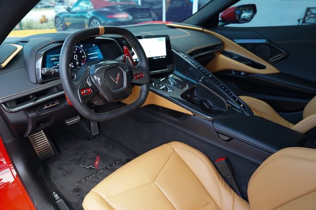Used 2021 Chevrolet Corvette Stingray Preferred Cpe w/ Z51 Performance Package RWD image 6