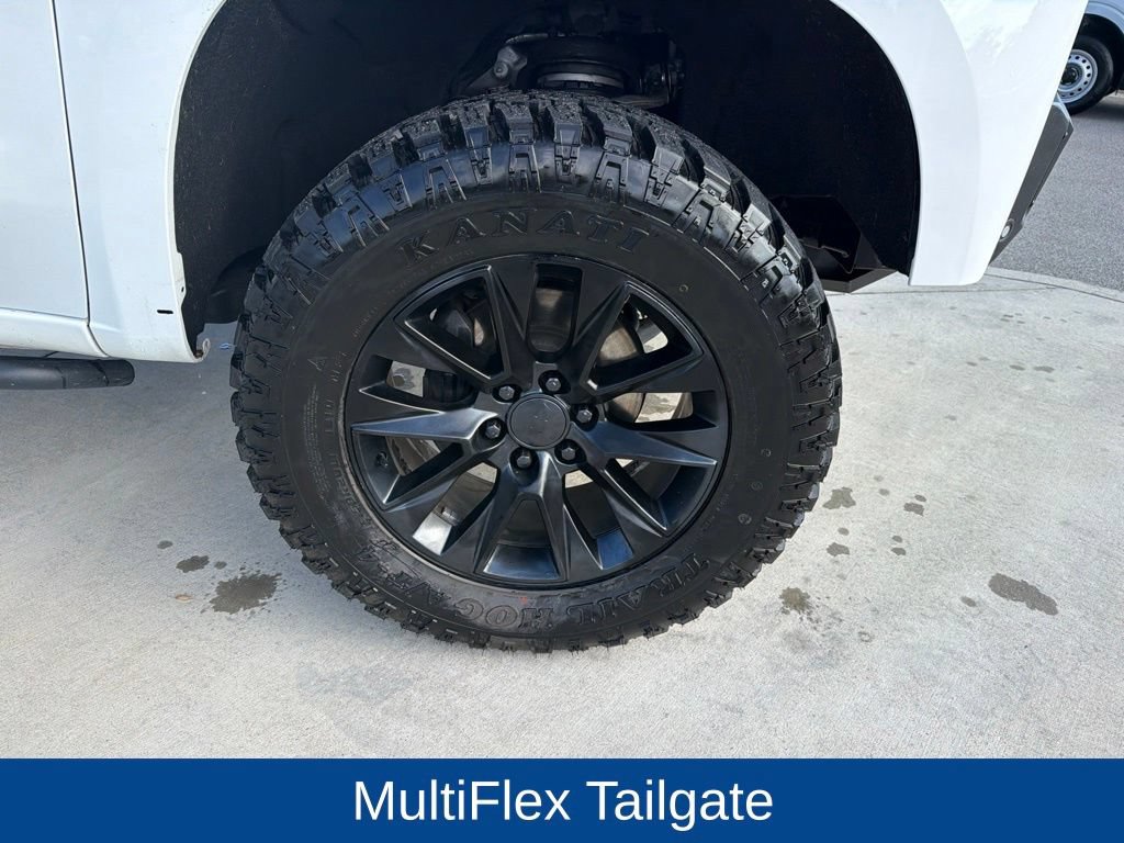 Used 2022 Chevrolet Silverado 1500 LTZ w/ LTZ Premium Package AWD/4WD image 11