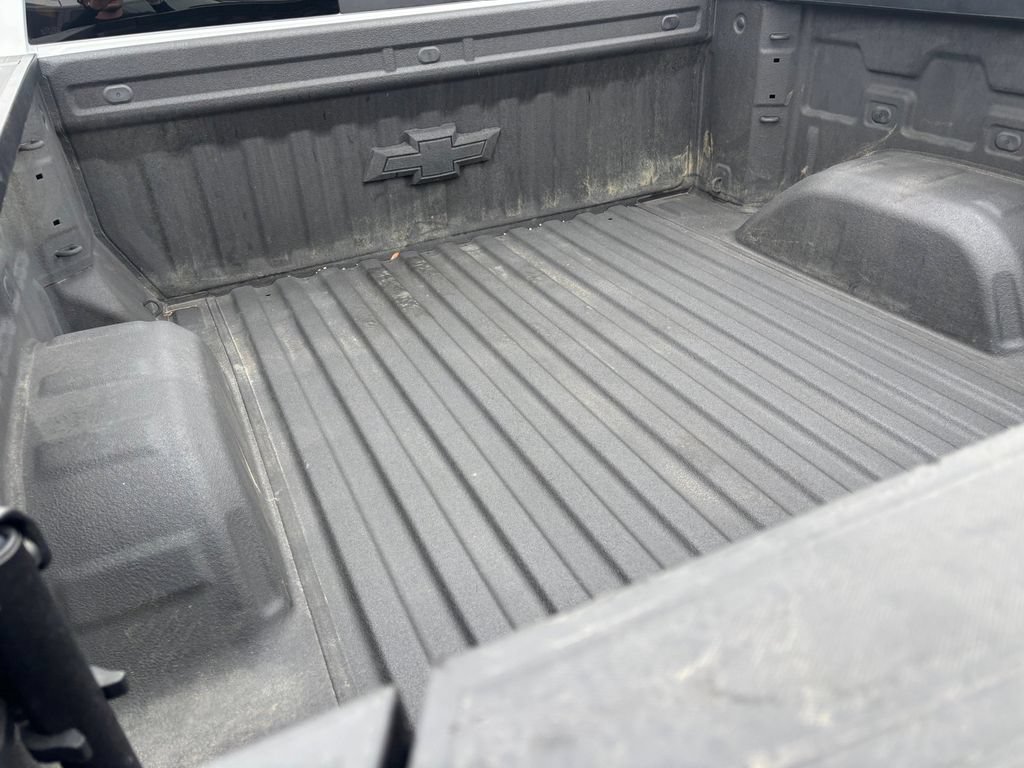 Used 2025 Chevrolet Silverado 1500 ZR2 w/ Technology Package AWD/4WD image 35