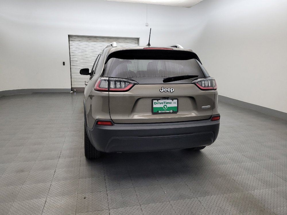 Used 2019 Jeep Cherokee Latitude Plus FWD image 6