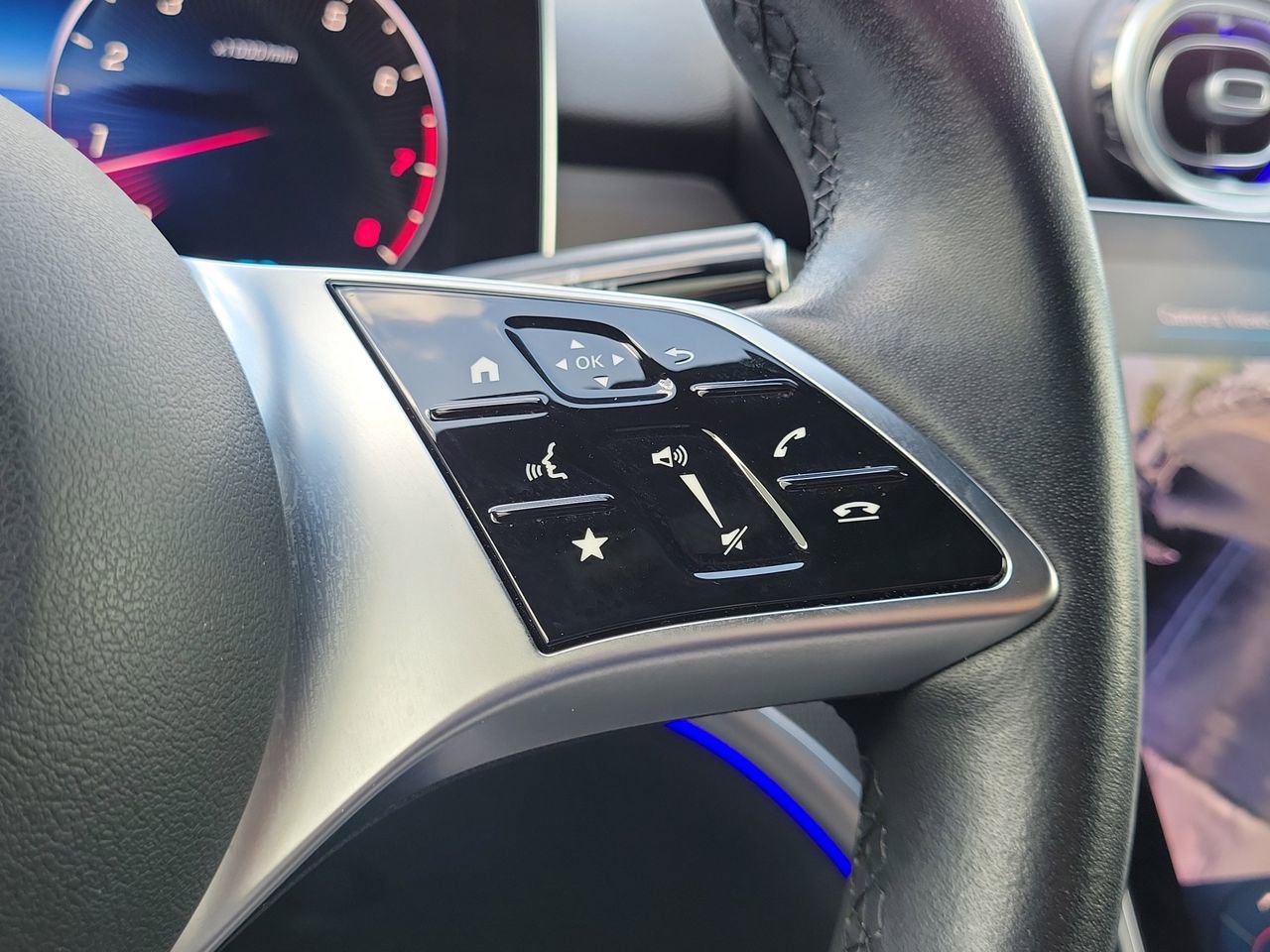 Certified 2022 Mercedes-Benz C 300 Sedan image 33