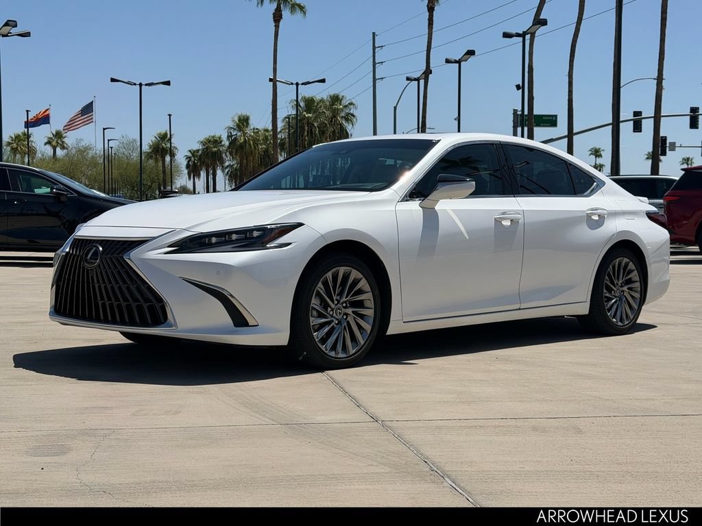 Used 2024 Lexus ES 300h Ultra Luxury w/ Accessory Package (Z1) FWD image 2
