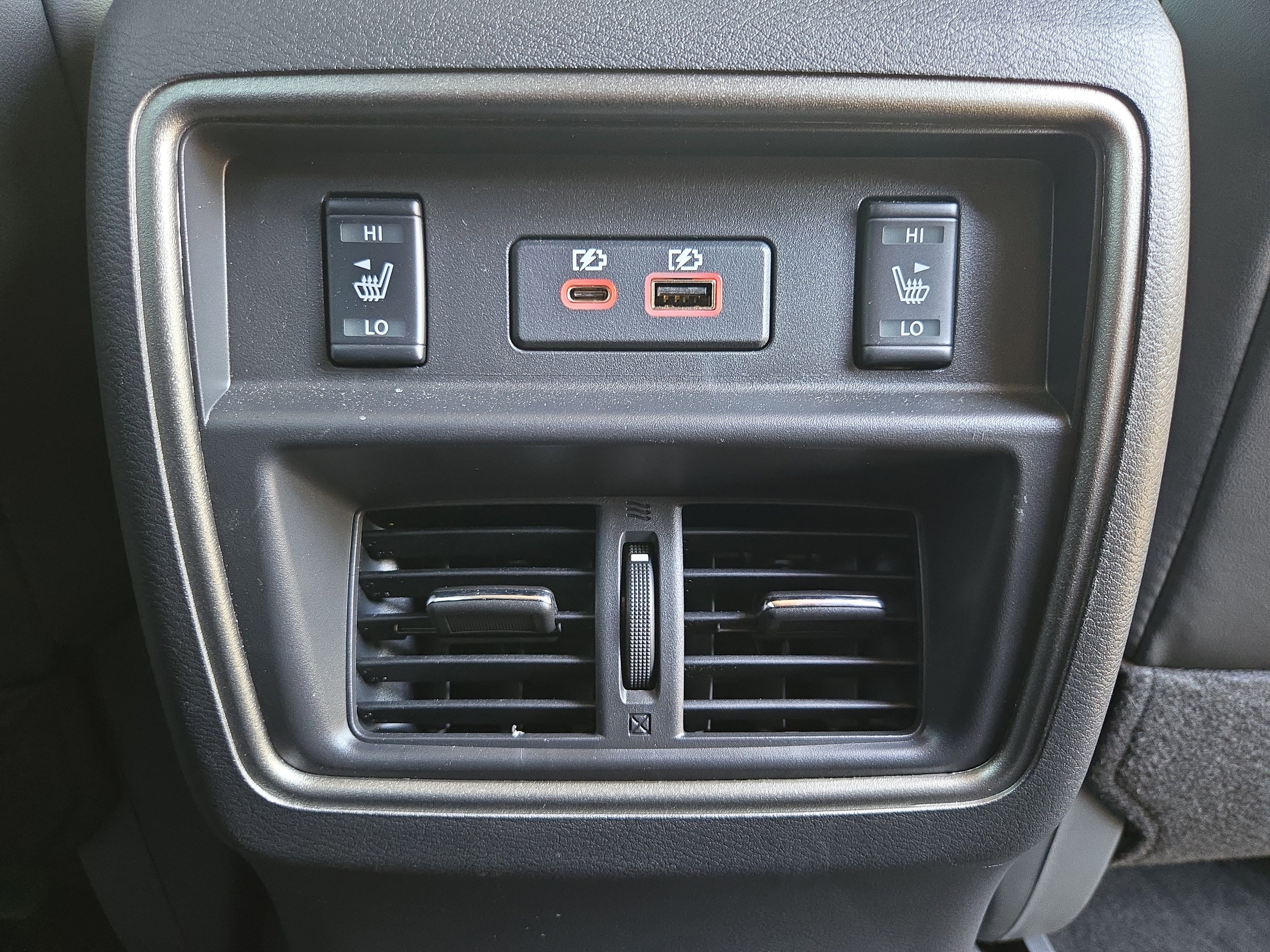 Certified 2024 Nissan Murano Platinum w/ Cargo Package image 32