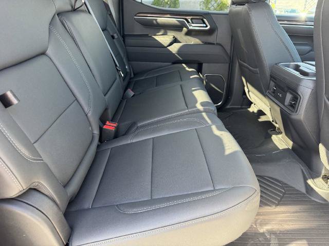 Used 2026 Chevrolet Silverado 1500 LT Trail Boss w/ LT Trail Boss Premium Package AWD/4WD image 12
