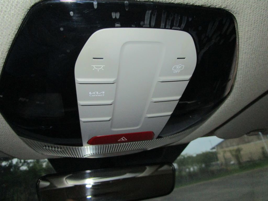 Used 2025 Kia K4 EX image 31