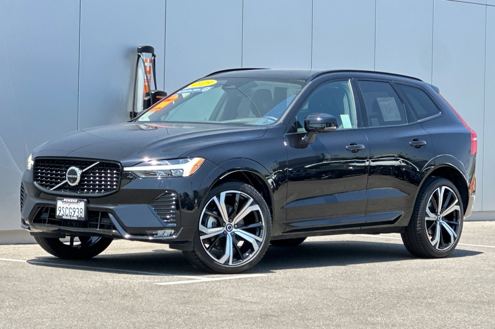 Used 2025 Volvo XC60 B5 Ultra w/ Protection Package Premier
