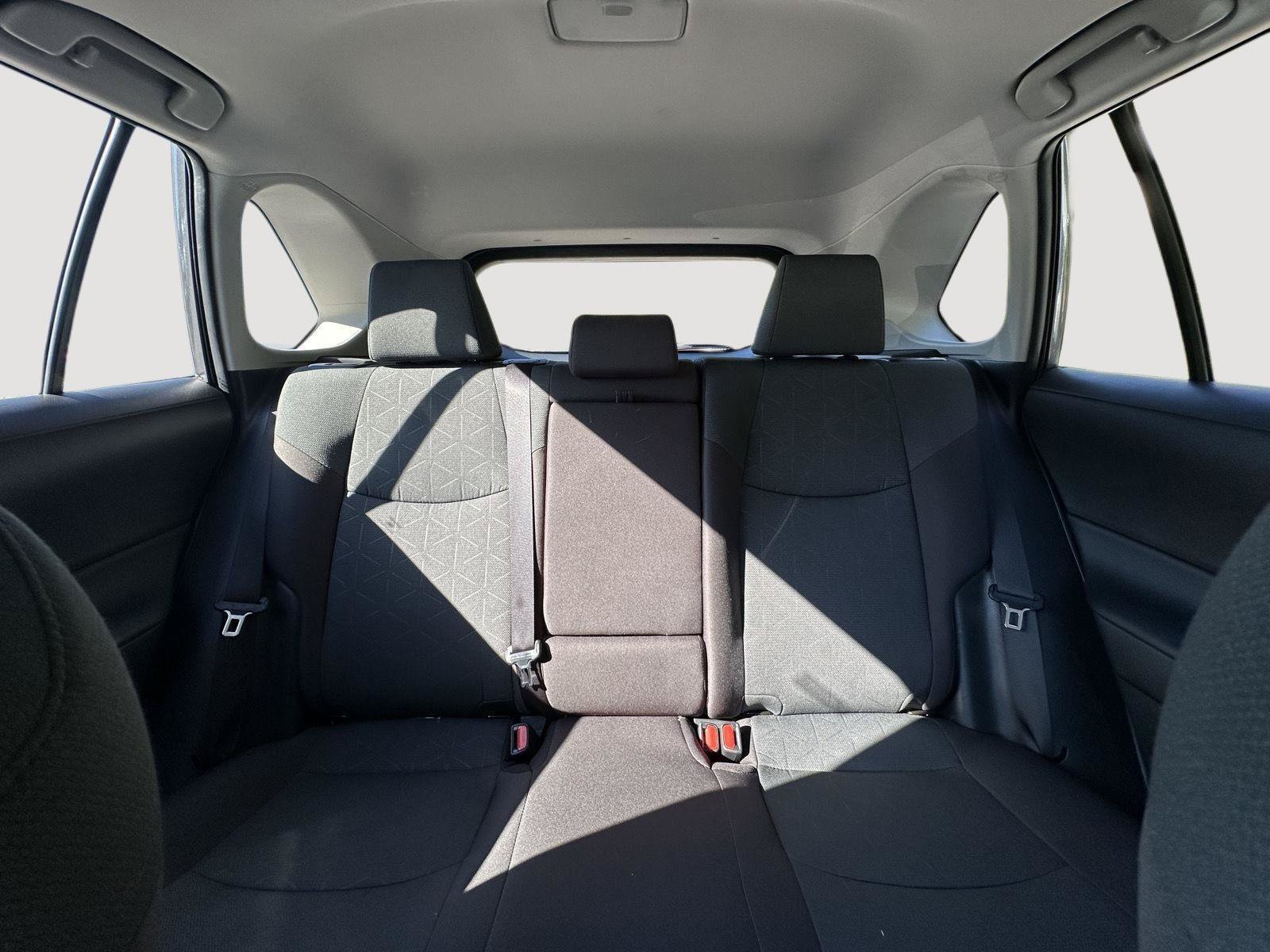 Used 2025 Toyota RAV4 XLE w/ Convenience Package FWD image 13