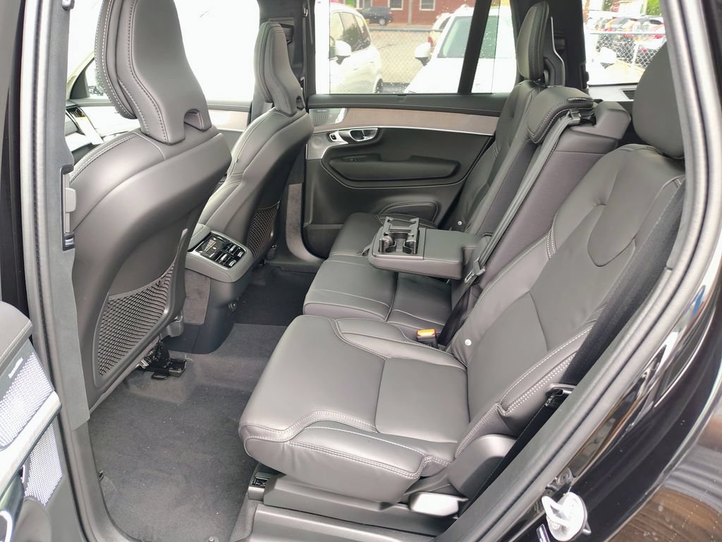 New 2026 Volvo XC90 B6 Ultra w/ Lounge Package AWD/4WD image 19