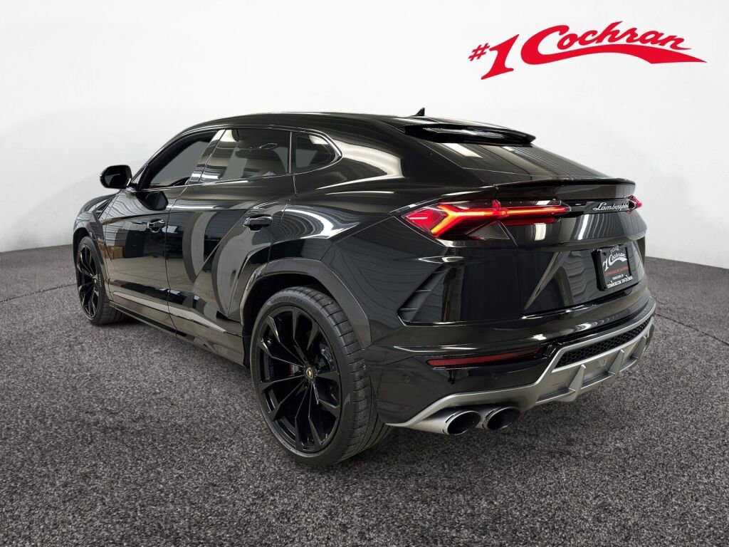 Used 2020 Lamborghini Urus image 26
