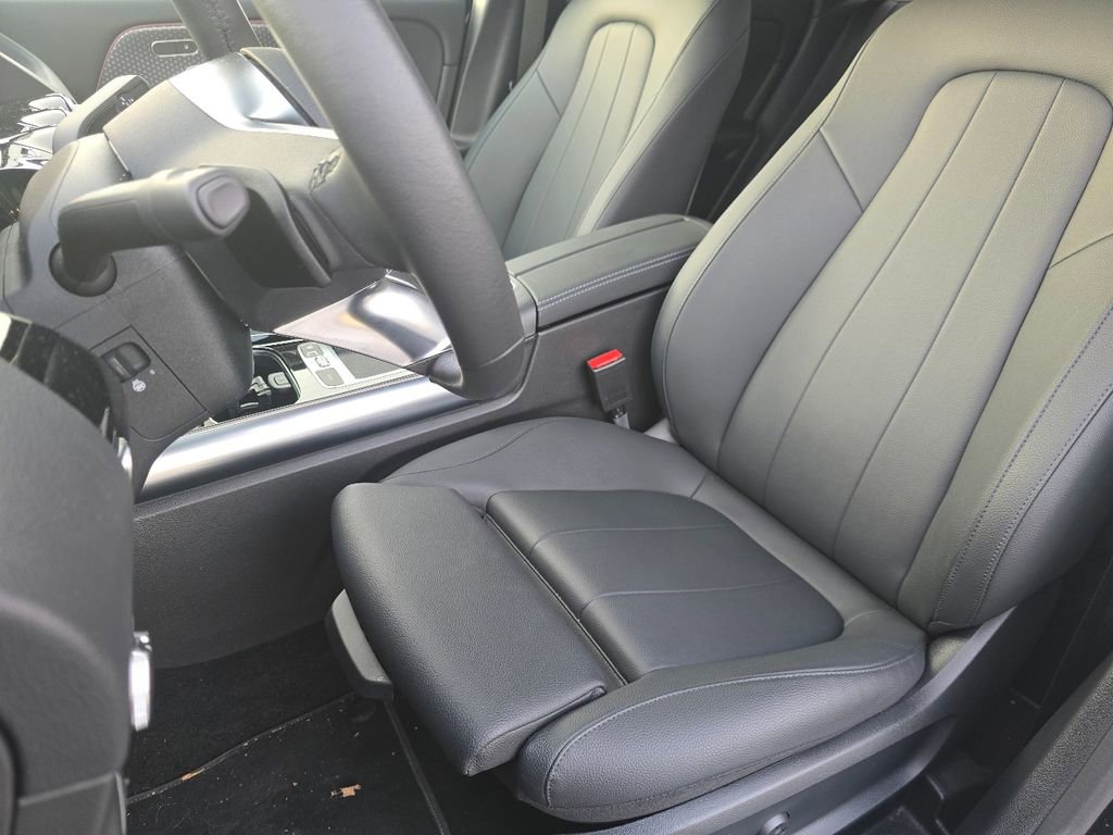 Certified 2025 Mercedes-Benz GLA 250 4MATIC image 23