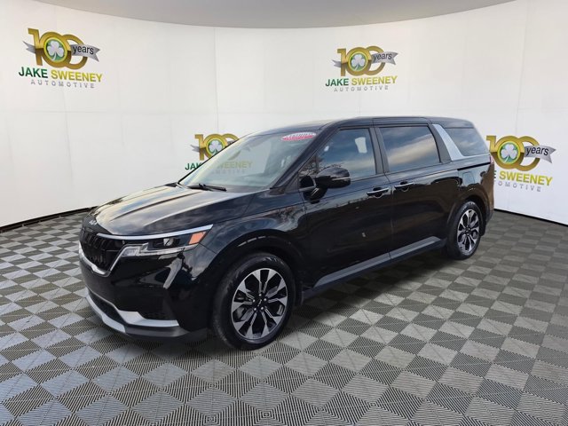 Certified 2024 Kia Carnival EX FWD image 4