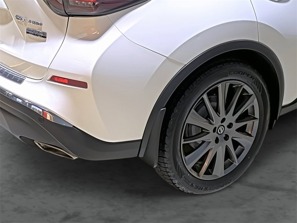 Used 2021 Nissan Murano SV w/ SV Special Edition Package image 12